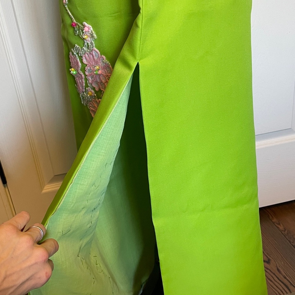 Vintage Handmade Filipiniana Dress Mestiza Gown Lime Green Beaded Size Small - Picture 5 of 15